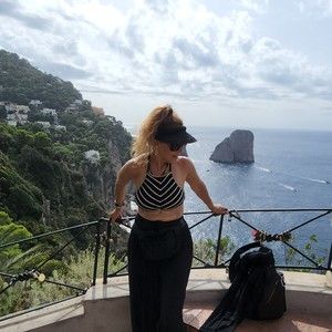 Meet your Posher, Liliana